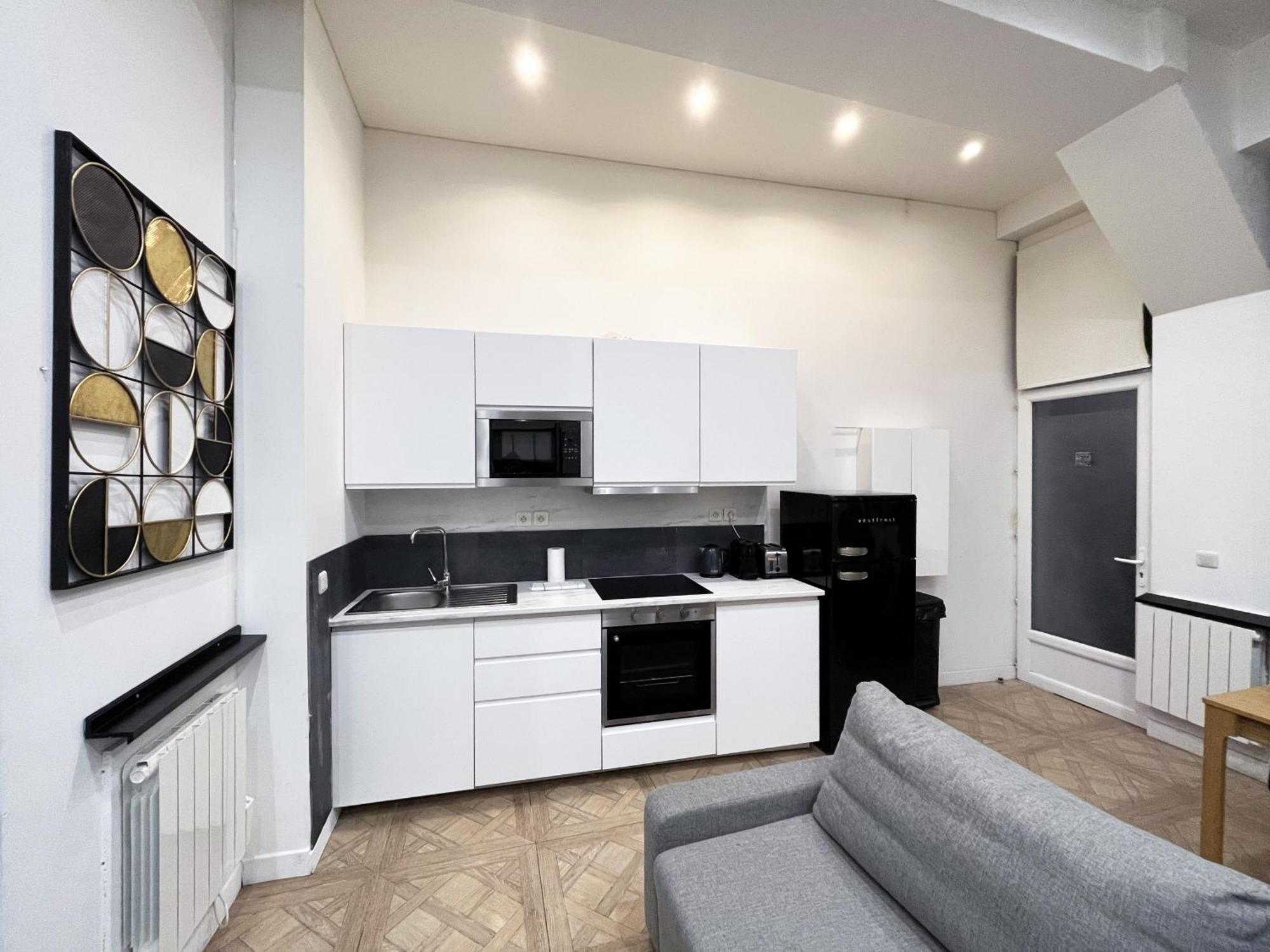 Urban Flat 66 - Pretty 3 Bedroom In Parigi