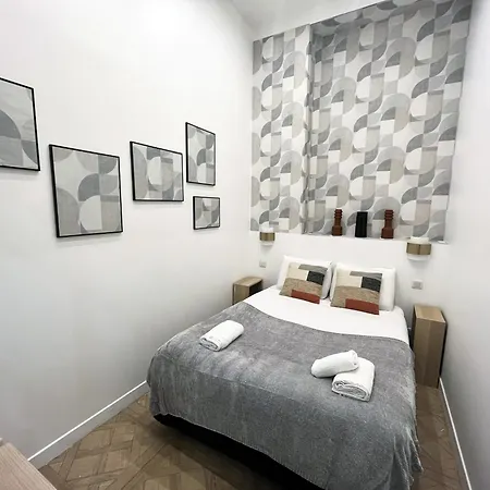 Apartment Urban Flat 66 - Pretty 3 Bedroom In *